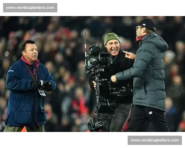 战术博弈！英超直播深度解析，教练们的智慧对决！